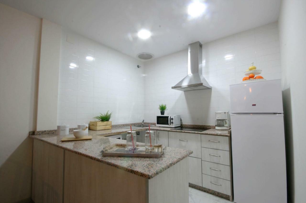 Apartamento Vacacional Carmona Apartment Exterior photo